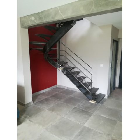 Escalier débillardé métal et bois