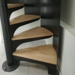 Escalier Hélicoïdal métal laqué et bois
