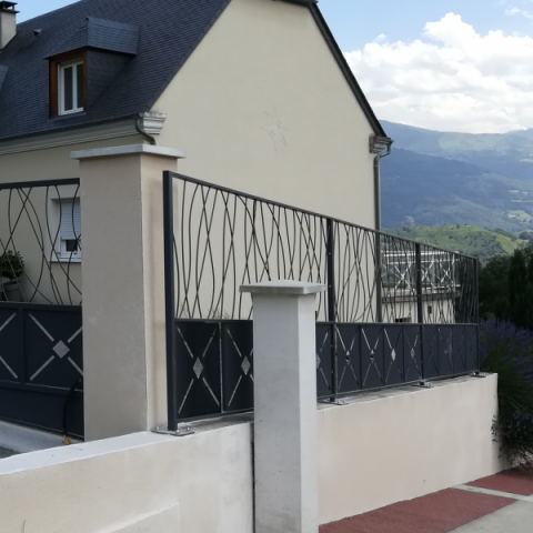 Garde-corps aléatoire métal