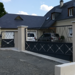 Portail métal aléatoire