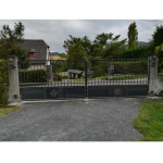 Portail métal brut croix occitane