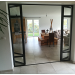 Verrière métal avec portes