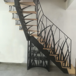 Escalier métal découpé